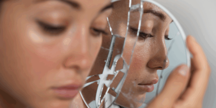 İnsan kendine nasıl bu kadar yabancılaşır?