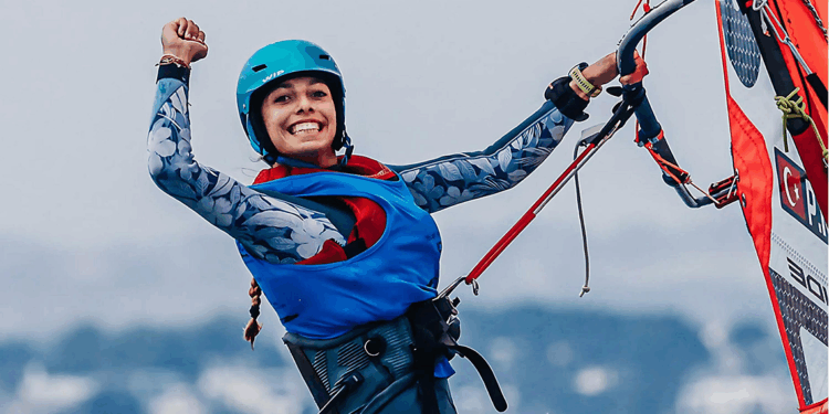 İzmirli milli sporcu Parla, yine dünyanın zirvesinde