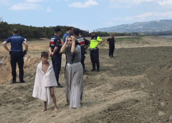 İznik Gölü'nde kaybolan 6 yaşındaki Erhan için arama çalışması başlatıldı
