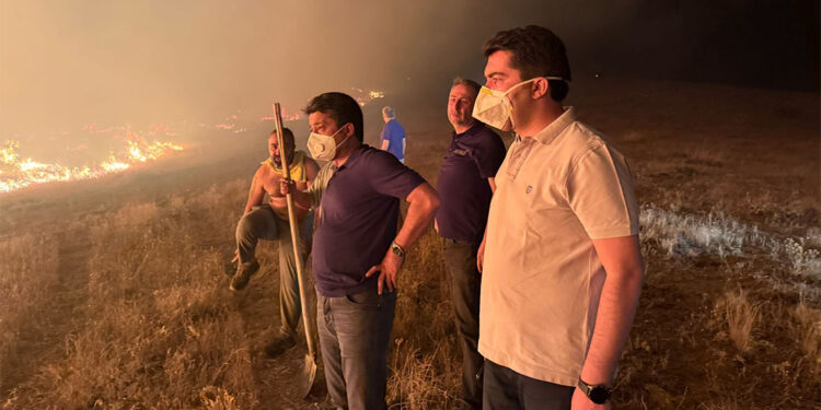 Kırşehir'de meralık alanda yangın