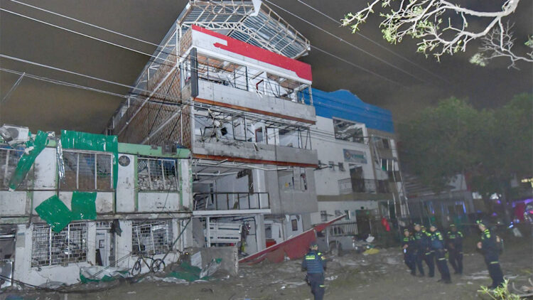 Kolombiya'da askeri hava üssüne saldırı; 6 ölü, 71 yaralı