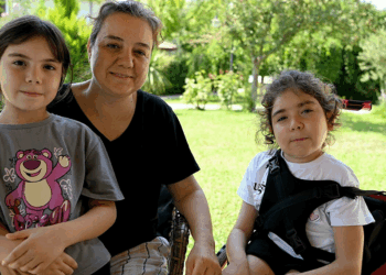 Kampanyası 361 günde tamamlanan SMA'lı Çağla, artık ayakta durabiliyor