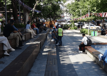 Karadeniz neşesini kaybetti; Türkiye'nin en mutsuz ili Trabzon oldu