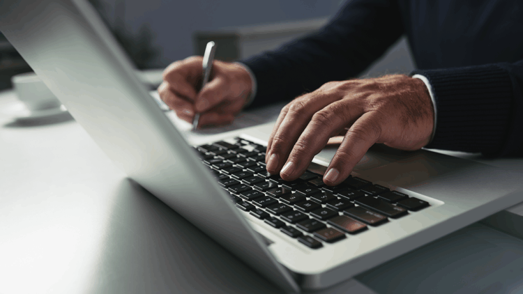 Kızmayın efendiler