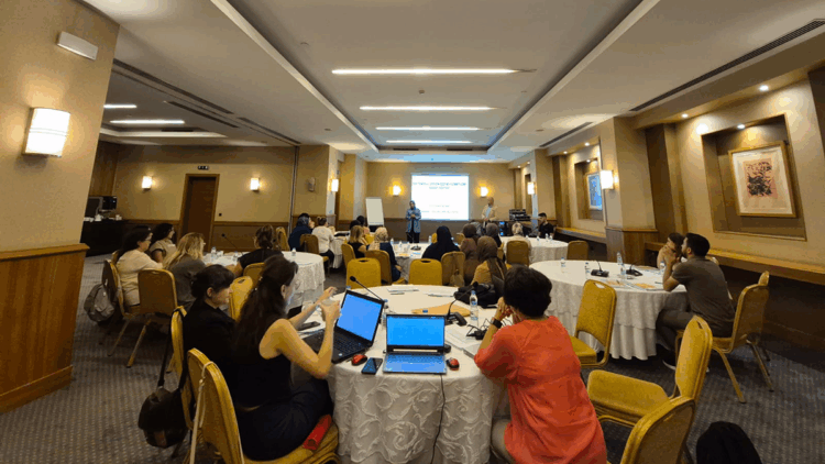 'Komşu Anne' projesi pilot eğitimleri devam ediyor