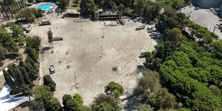 Kültürpark'taki lunaparktan geriye boş arazi kaldı