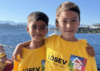 Lösemiyi yenen ikizler, LÖSEV tatil köyünde moral buldu