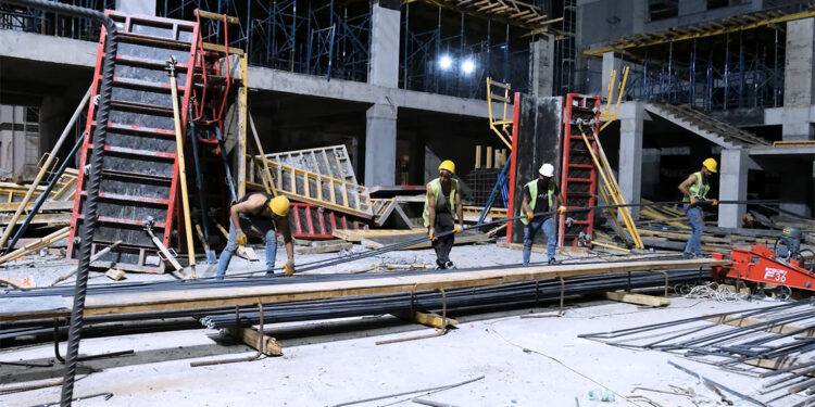 Malatya Bakırcılar Çarşısı şantiyesinde vardiyalı çalışma sistemine geçildi