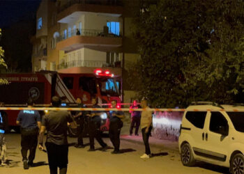 Malatya'da evin çatısı çöktü; anne ve kızı son anda kurtuldu