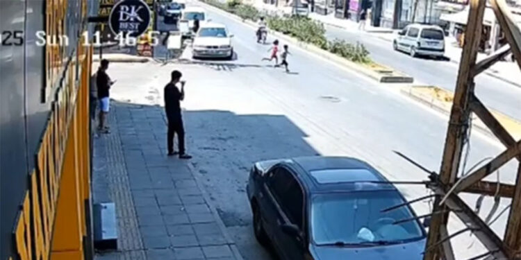 Motosikletin çarptığı 5 yaşındaki İsra öldü