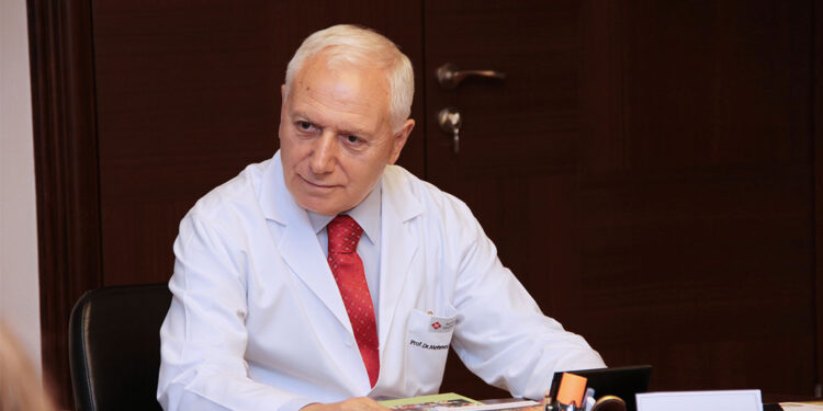 Mehmet Haberal özgürlüğüne kavuşalı tam 12 yıl oldu