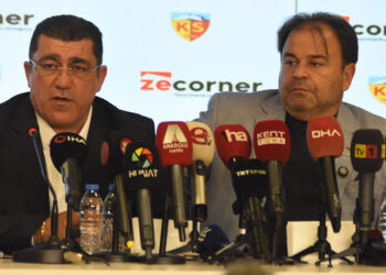 Kayserispor büyük mücadeleler veriyor