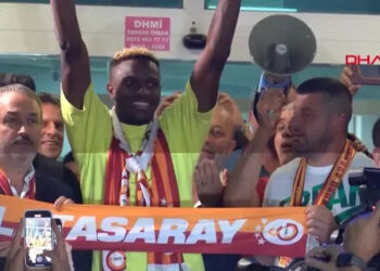 Victor Osimhen bir rekorun daha sahibi oldu