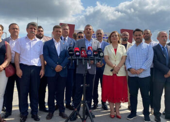 Erdoğan yenemediğini içeri atıyor