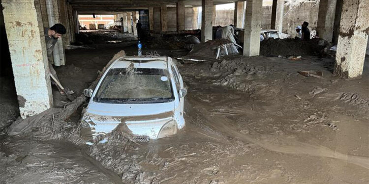 Pakistan'daki selde hayatını kaybedenlerin sayısı 351’e yükseldi