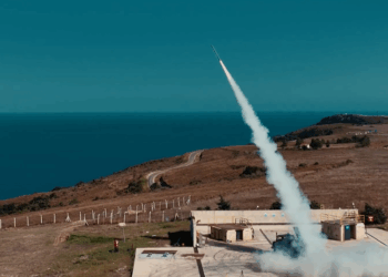 Roketsan'ın TRLG-122 füzesi ilk kez hafif bir araçtan fırlatıldı