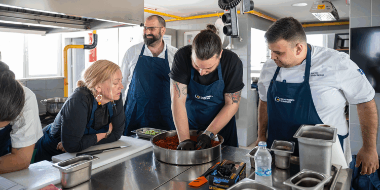 Romanyalı ve Türk şefler İstanbul’da gastronomi için buluştu