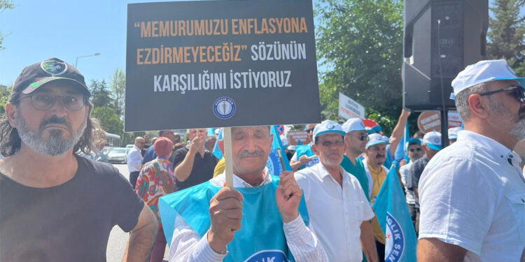 Biz sadaka değil hak ettiğimiz ücretleri istiyoruz