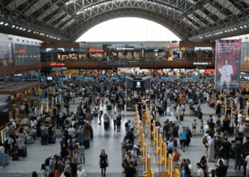 Sabiha Gökçen Havalimanı günlük uçuş rekorunu kırdı