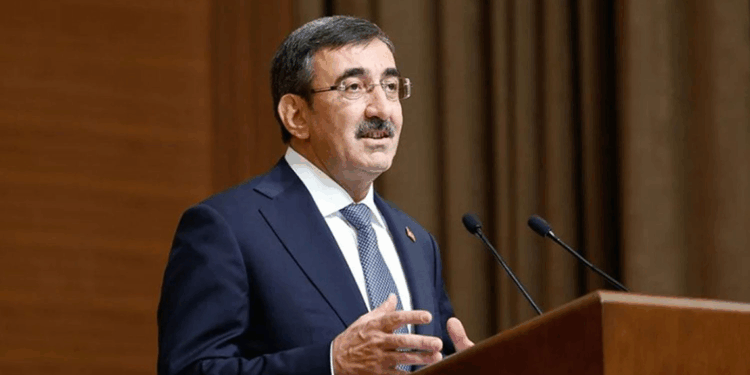 Sahte e-imza tartışmaları, manipülasyonların parçası yapılmak isteniyor