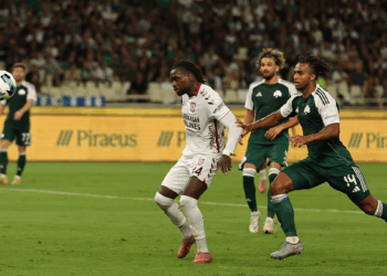 Samsunspor, Panathinaikos'a 2-1 mağlup oldu