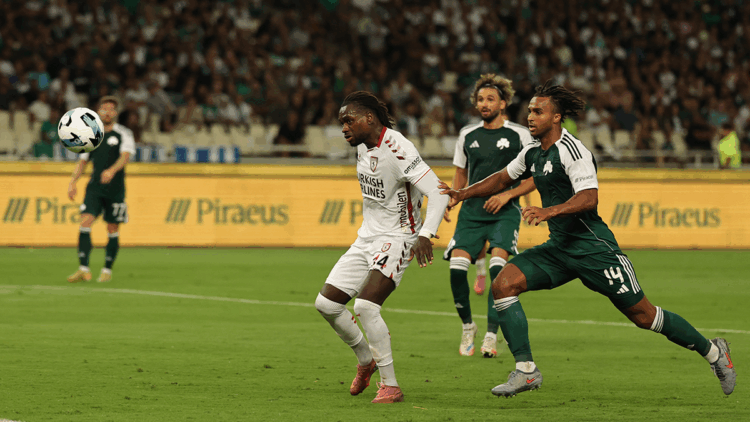 Samsunspor, Panathinaikos'a 2-1 mağlup oldu