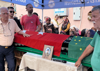 Sapanca Gölü'nde ölen dalgıç toprağa verildi; 21 gün önce evlenmiş