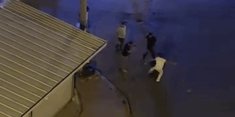 Siirt'te iki grup arasında kavga kamerada