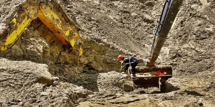 Silivri’de göçük: Operatörün cansız bedenine ulaşıldı