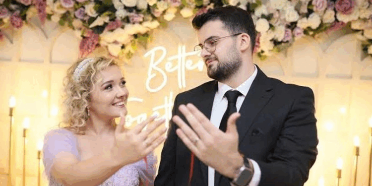 Sosyal medya yayıncısı 'Jrokez', balkondan düşüp öldü