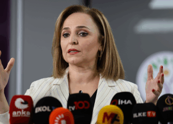 Süreci, karşılıklı değişim ve dönüşüm süreci olarak ele almalıyız