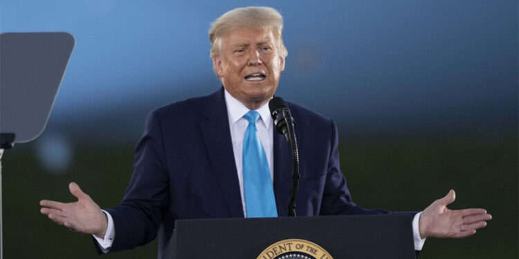 Trump, karşılıklı tarifelerin yürürlüğe girdiğini duyurdu