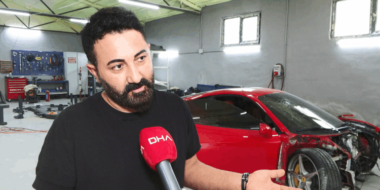 Tamirhane ustası, 15 milyon lira değerindeki otomobille kaza yaptı