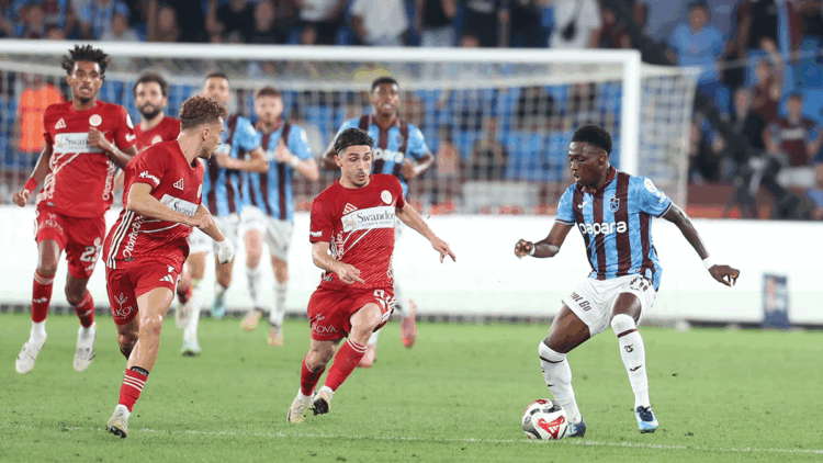 Trabzonspor, Antalyaspor'u 1-0 mağlup etti