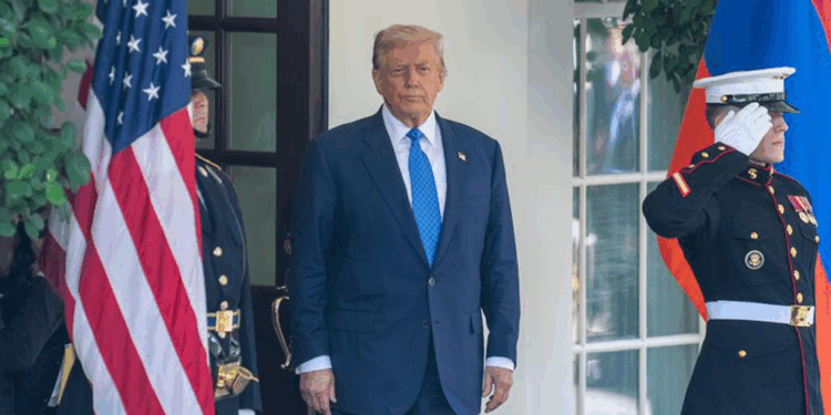 Trump, Putin'den önce Zelenskiy ve Avrupalı liderlerle görüşecek