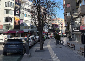 Tunalı Hilmi'nin batı ruhu ve doğu vücudu