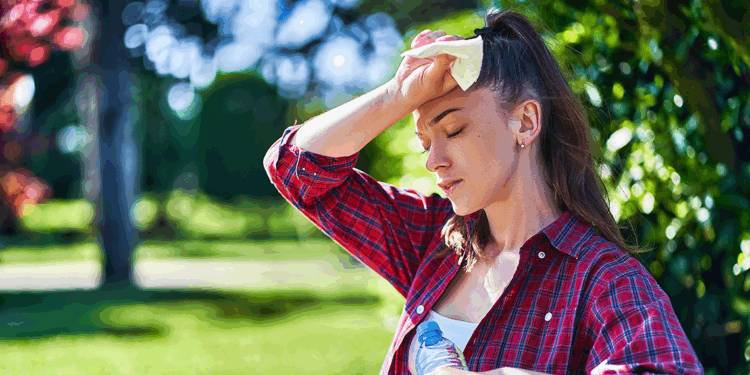 Yaz sıcaklarında baş ağrısı ve bitkinliğe dikkat!