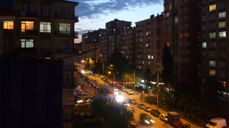 Demetevler'in samimi kaosu ve sıcaklığı