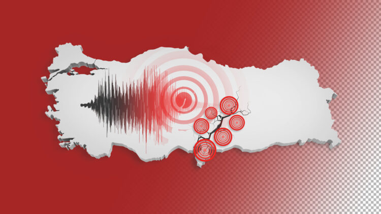 AFAD'dan uyarı; hasarlı yapılara kesinlikle girmeyin