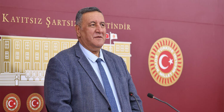 Gıda israfı çok yönlü devam ediyor; Tok açın halinden anlamıyor