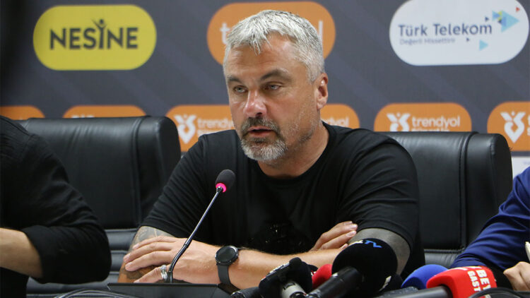 Sonuçtan ötürü hayal kırıklığı içerisindeyim