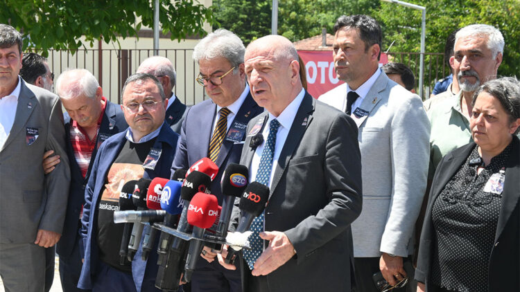 Türk vatanı bölünmez bir bütündür, parçalanamaz