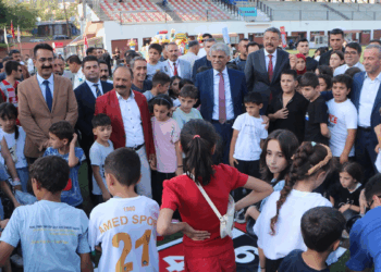 ‘Bir Anadolu Şenliği’ Hakkâri’de Başladı