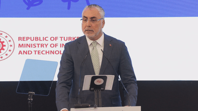 2 milyon 385 bin kadın; aktif iş gücü programlarımızdan yararlandı