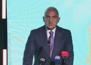 2024 yılında Türk sanatçılar dünyada 2,8 milyar yeni dinleyiciye ulaştı