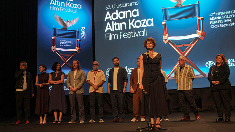32. Uluslararası Adana Altın Koza Film Festivali'nde ödüller sahiplerini buldu