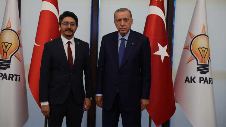 AK Parti Niğde İl Başkanı görevinden ayrıldı