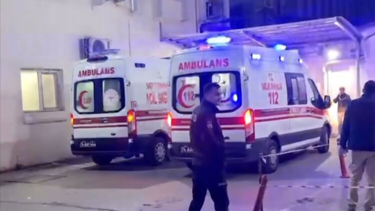 Amasra'da bıçaklı kavga