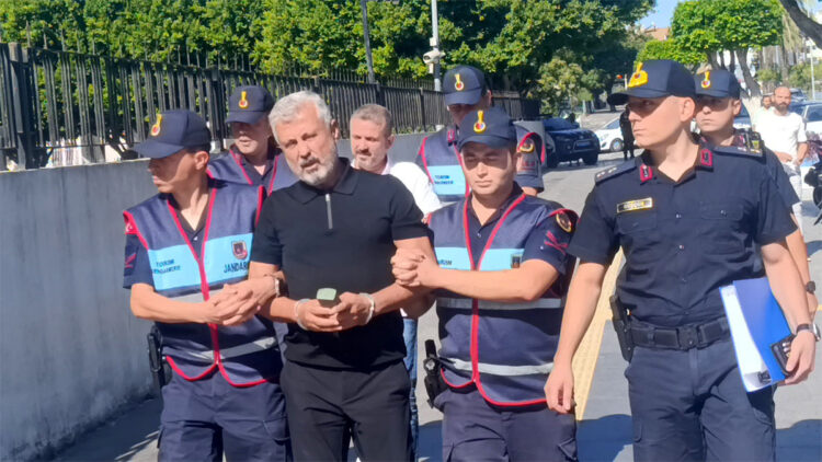 Manavgat eski Belediye Başkanı Sözen ve kardeşi adliyede