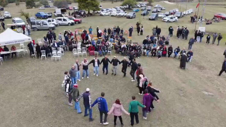 Artvin'de Türkü Şöleni renkli görüntülere sahne oldu